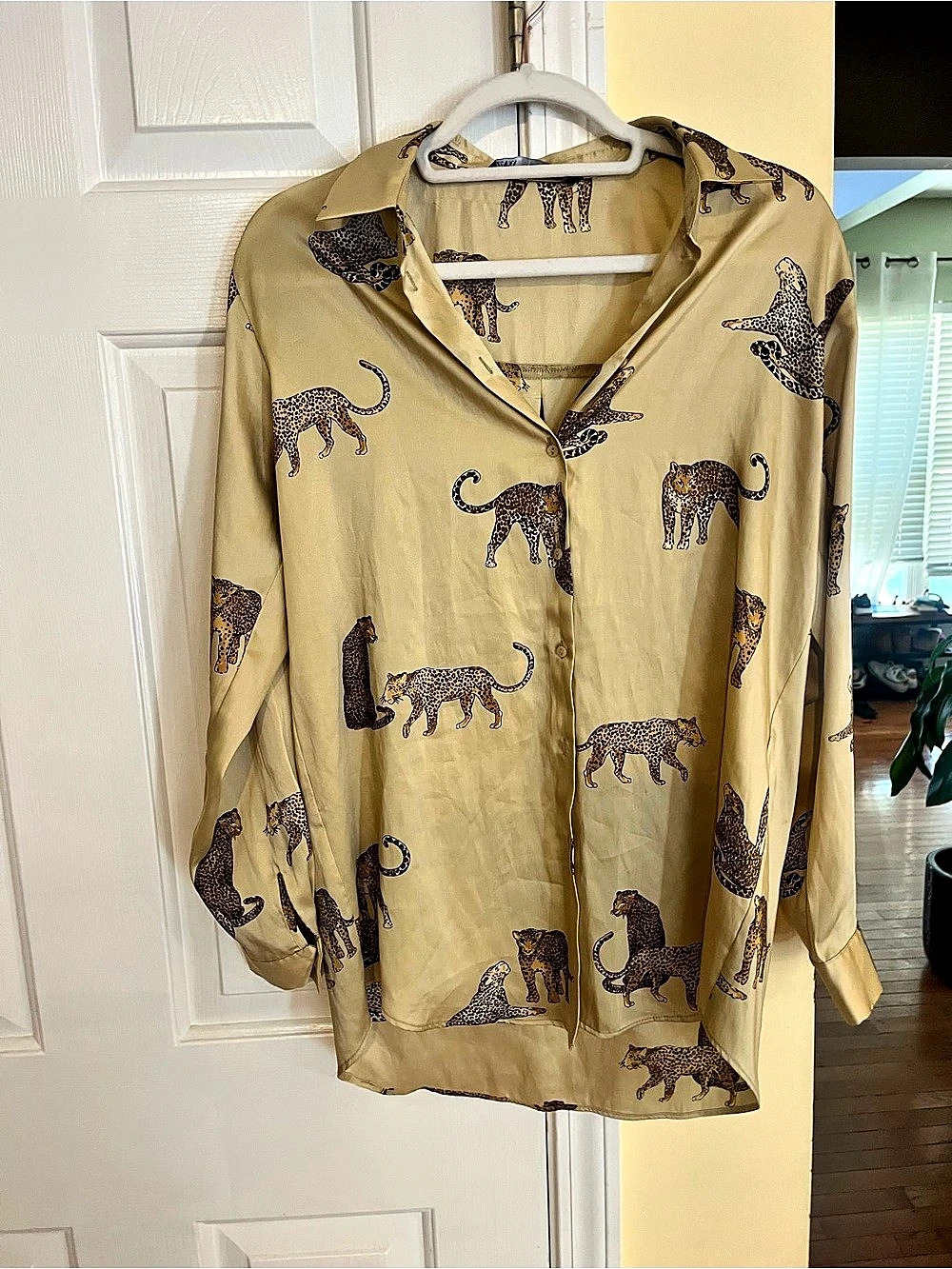 Tiger Print Button Down Shirt in Yellow & Brown Like New